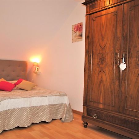 Bed and Breakfast Chez Fred Boursault Zewnętrze zdjęcie